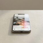 celular exibindo aumento rápido de visualizações no instagram